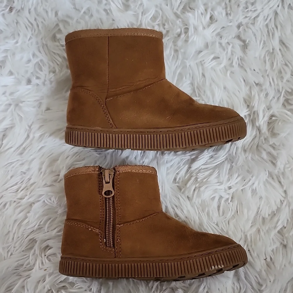Cat & Jack Tan Plush Lined Footwear